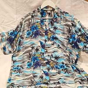 Pineapple Connection Large Hawaiin Shirt